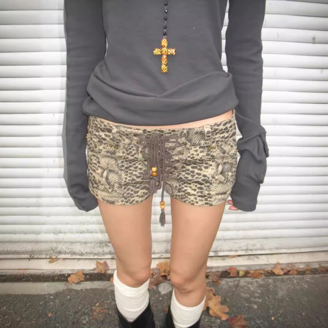 SNAKE SKIN PRINT LACE-UP SHORTS