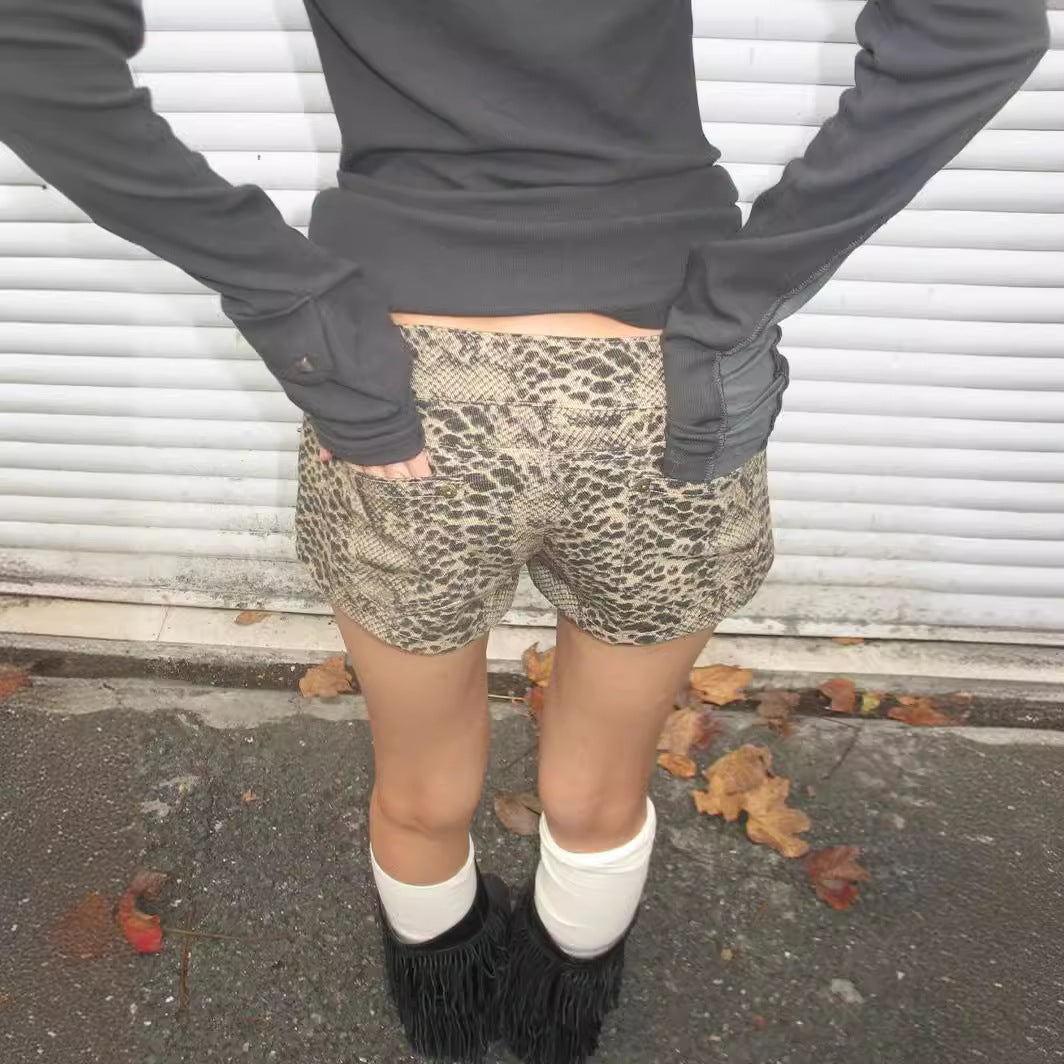 SNAKE SKIN PRINT LACE-UP SHORTS