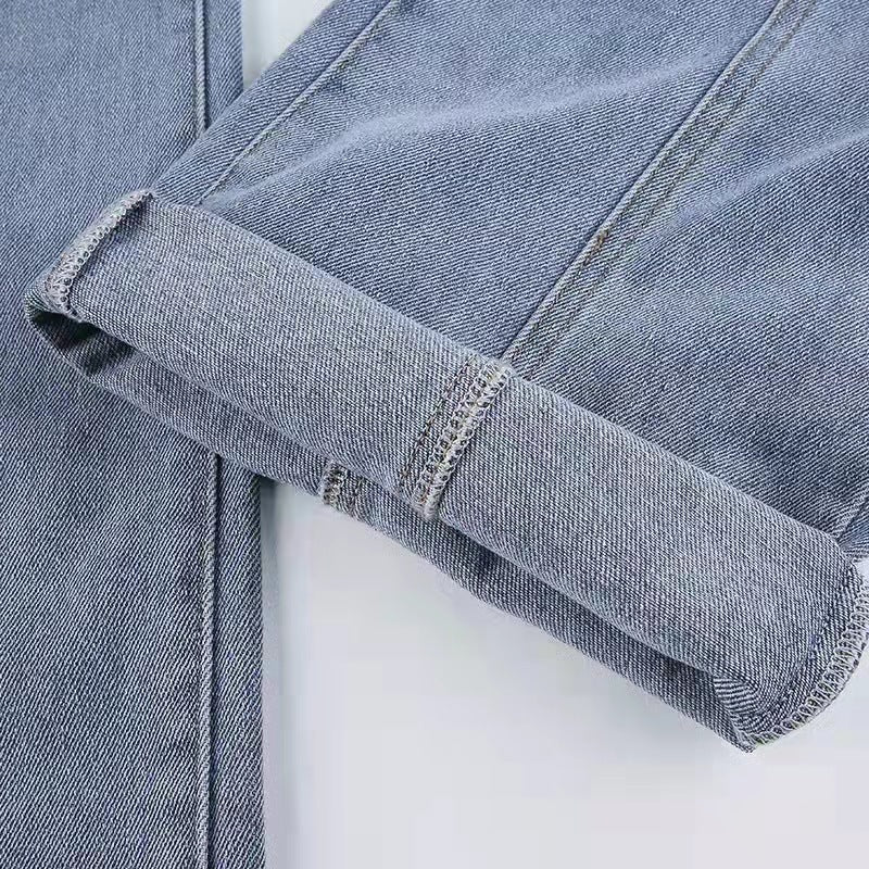 STAR PATCH STRAIGHT LEG JEANS