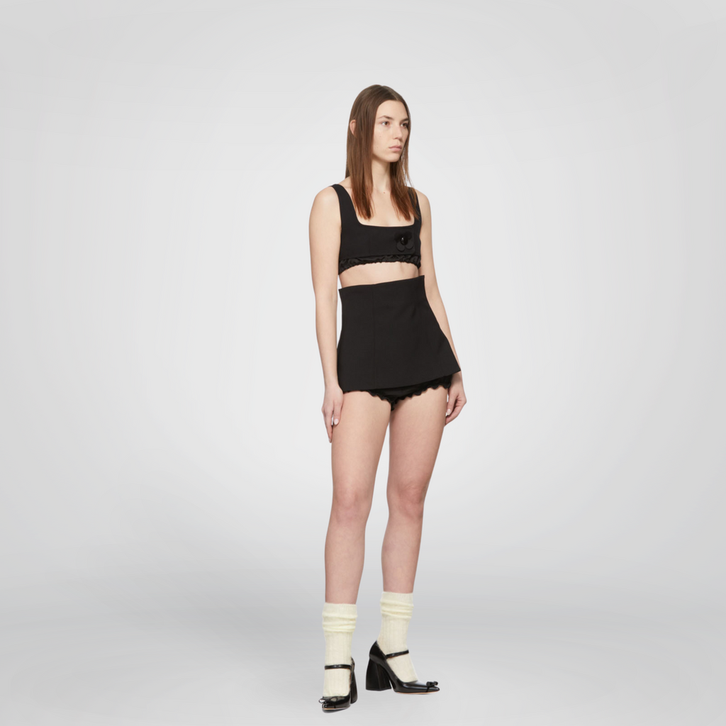 BLACK HIGH-WAIST SHORTS