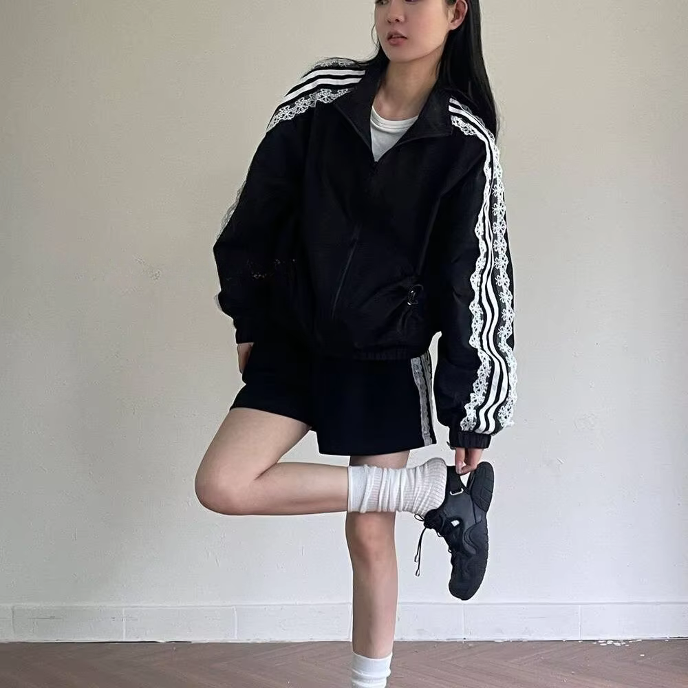 LACE STRIPES TRACK SET