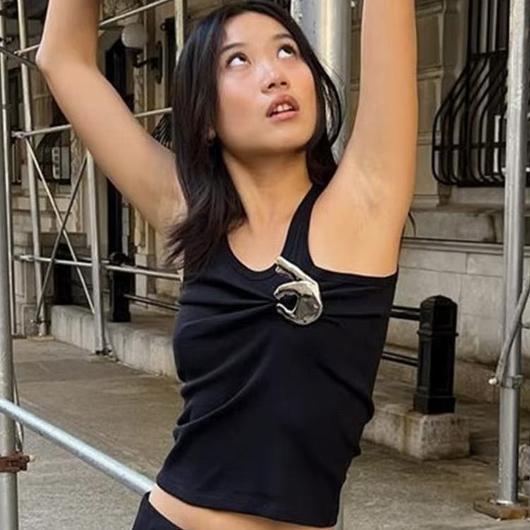 SILVER CLIP PLEATED BLACK TOP