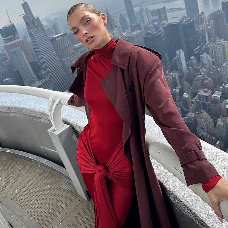 RED FORM-FITTING LONG SLEEVE DRESS