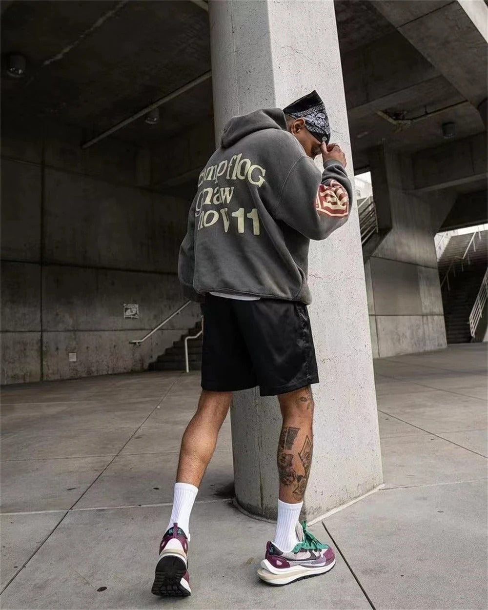 BOLD GRAFFITI FONT SWEATSHIRT