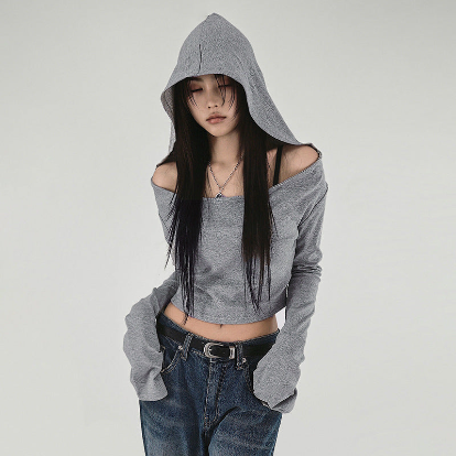OFF-SHOULDER HOODED SWEATER