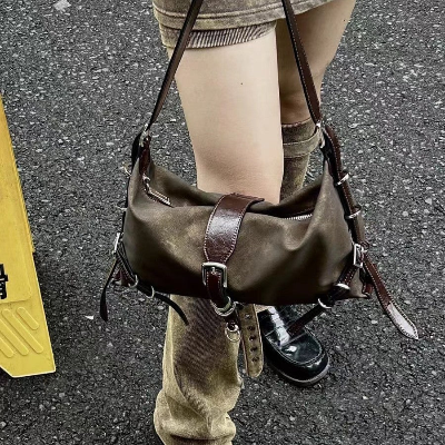 BUCKLE STRAP SHOULDER BAG