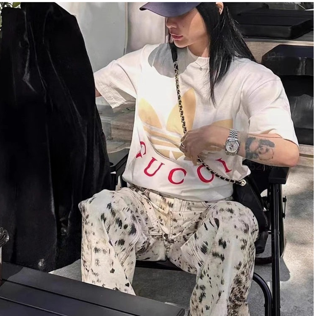 HIGH-WAIST PRINTED WIDE-LEG TROUSERS