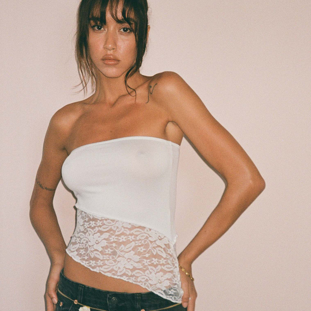 WHITE LACE TUBE TOP