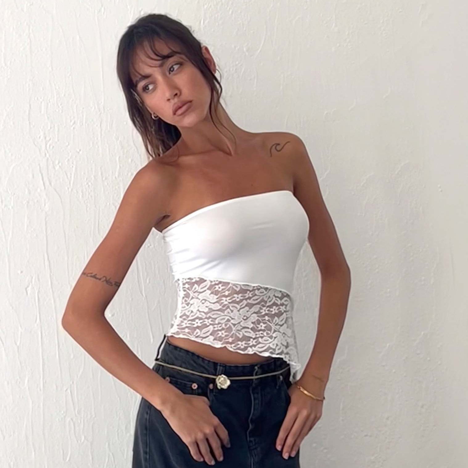 WHITE LACE TUBE TOP