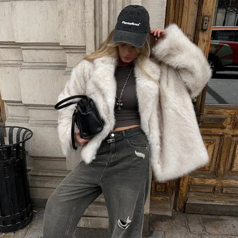CREAM OVERSIZED FAUX FUR JACKET